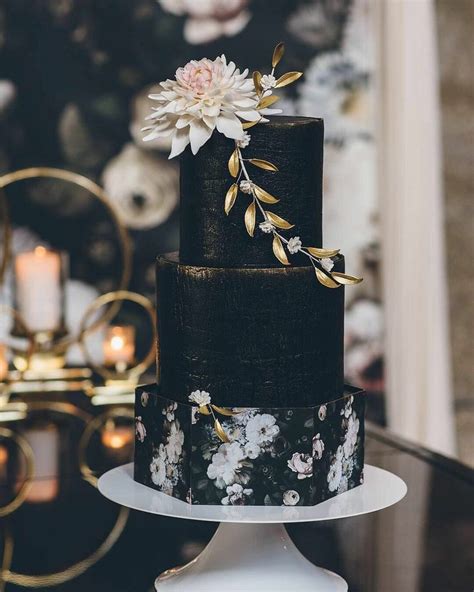 Breathtakingly Beautiful Black Wedding Cakes Inspiration White