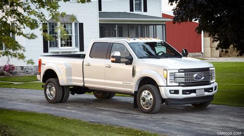 Ford F Super Duty Platinum Crew Cab Front