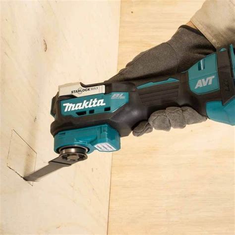 Makita Dtm Z V Lxt Brushless Multi Tool Body Only Power Tool World