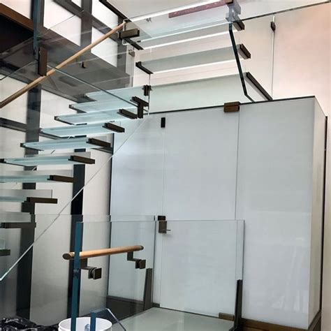 Glass Staircase Ideas Elegance Meets Modern Design Placeideal