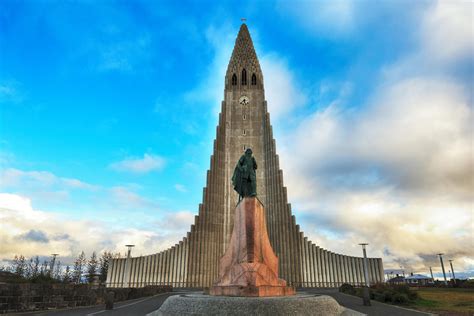 Leif Erikson Statue Hallgrimskirkja Church In Reykjavik Iceland Photo