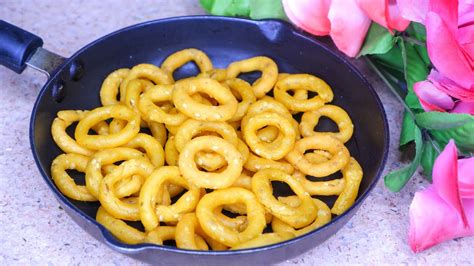 Kodubale Ring Murukku Crispy Kodubale Kadboli Tea Time Snacks