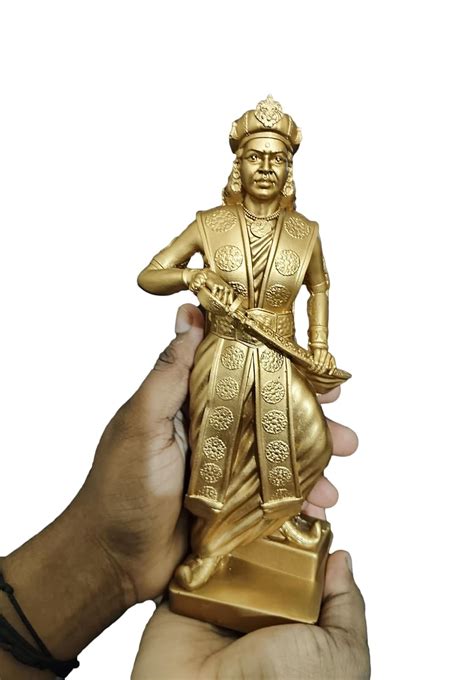 buy generic rani velunachiyar gold coated   statue