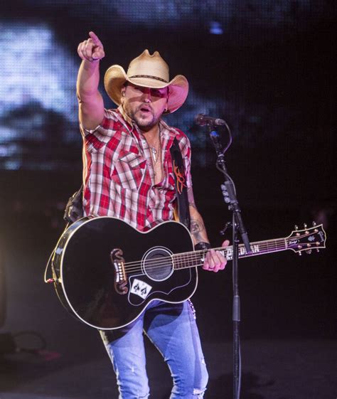 Jason Aldean Performs In Las Vegas For First Time Since Oct 1 Shooting