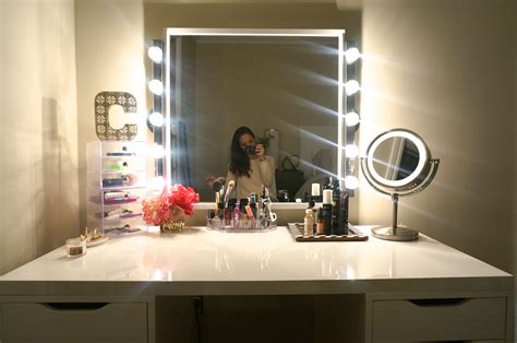 The Ultimate Guide To Small Makeup Vanities With Mirrors And Lights Transforming Your Beauty