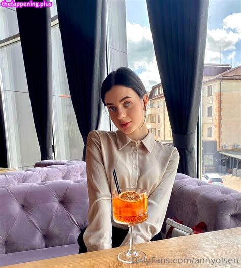 Anny Ols Annyolsen Brocolliyoutoo Olsannie Nude OnlyFans Photo 1 The Fappening Plus