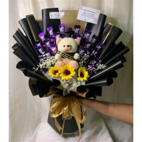 Jual Bucket Boneka Wisuda Buket Coklat Cadbury Diary Milk Bouquet