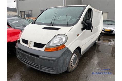 Renault Trafic New 1 9 dCi 100 16V Épave 2005 Blanc