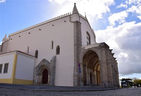 Igreja de São Francisco e Capela dos Ossos Portal Institucional