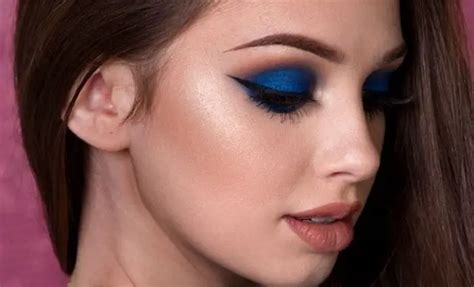 Makeup For Blue Dress 10 Ideas To Make You Look Stunning Sheideas