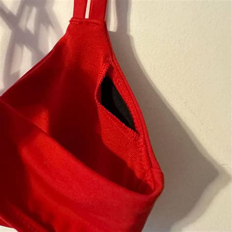 Athleta South Swell Bikini Top Size Small Fit Depop