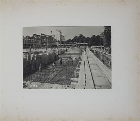 Haus Der Deutschen Kunst With Original Photographs Von