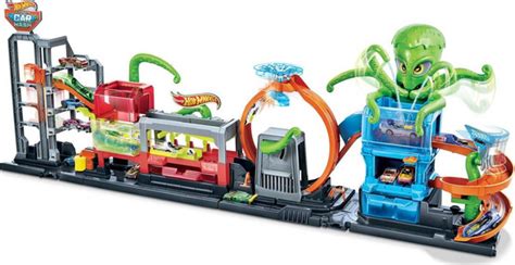 Игрушечный трек Hot Wheels Сити Невообразимая автомойка с осьминогом GTT купить с доставкой