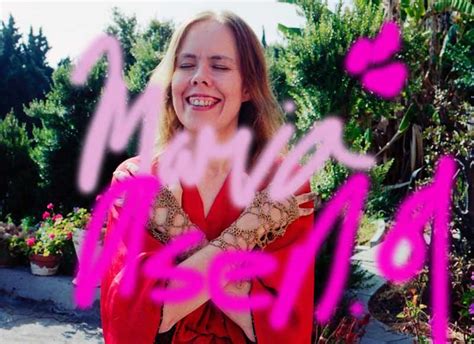 Pictures of Maria Olsen