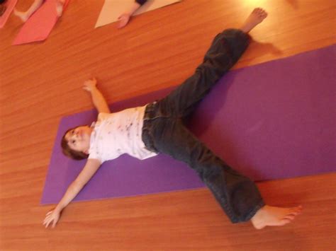 Child yoga: Pranayama techniques: Breathing through the nose