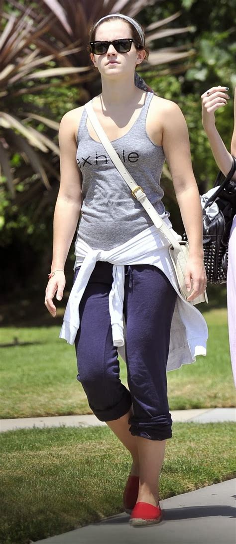 Emma Watson Nipple Visible Photos Hot Blog Photos