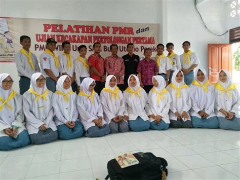 PELATIHAN PMR WIRA UNIT SMA BUDI UTOMO SMA BUDI UTOMO