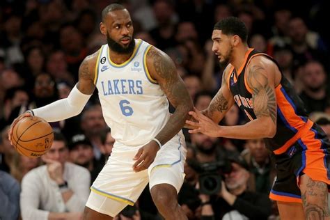 Recap Lebron James Records Triple Double To Lead Lakers Past Knicks In