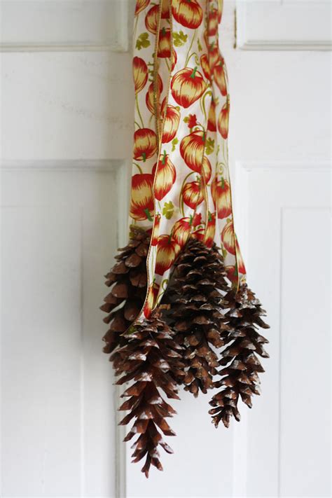 Pinecone Door Hanger Red Leaf Style