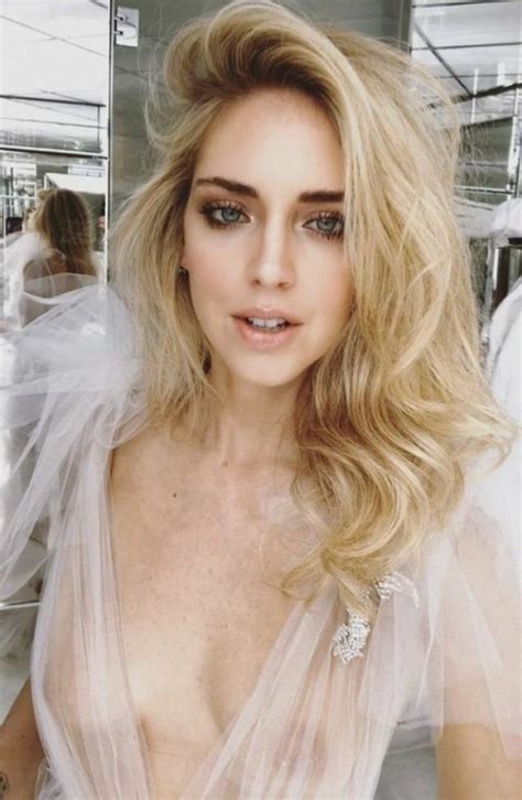 STAR BLOGGER CHIARA FERRAGNI NUDE PHOTOS COLLECTION The Fappening