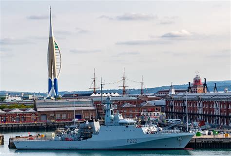 P222 Hms Forth Portsmouth Hms Forth Is The First Of Five Flickr