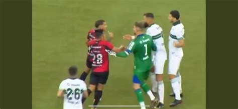 Cl Ssico Entre Athletico Pr E Coritiba Termina Briga Generalizada