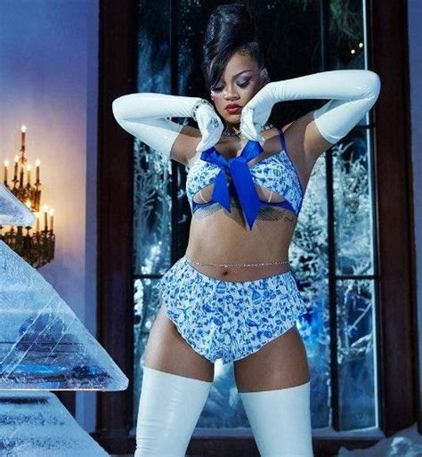 Rihanna Sexy Boobs In Lingerie Hot Celebs Home