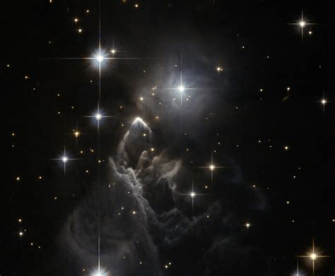 Ghost-Like Nebula Revealed in Haunting Space Photo | Space