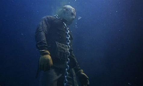 Conheça 10 Curiosidades Sobre Jason Voorhees Terror Under The Bed Amino