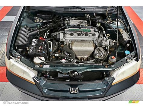 2000 Honda Accord LX Sedan 2.3L SOHC 16V VTEC 4 Cylinder Engine Photo #95343652 | GTCarLot.com