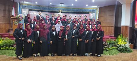 Yudisium Periode IV Dan V FKIP UMM Peningkatan Professionalisme Guru