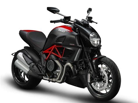 Ducati Diavel Carbon