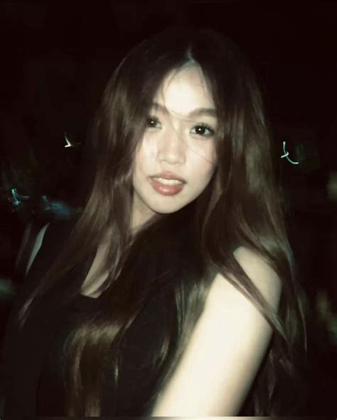 Pin By On Pins By You Pretty Brunette Long Hair Styles Long Hair With Bangs