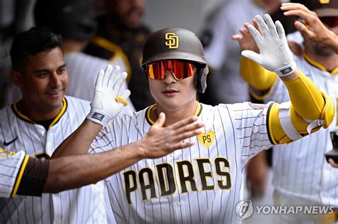 Padres Kim Ha Seong Hits 1st Homer In 10 Days Pirates Bae Ji Hwan