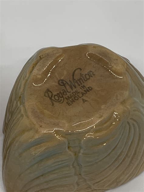 Vintage Royal Winton Lustre Lidded Shell Preserve Dish - Vintage Keepsakes