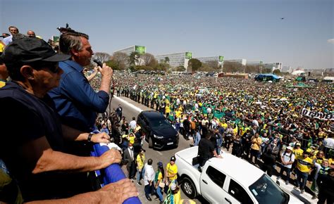 En Fotos Multitudinarias Marchas A Favor Y En Contra De Jair Bolsonaro