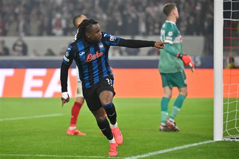 Atalanta Bergame 3 Clubs Anglais Veulent Attirer Ademola Lookman