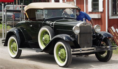 1931 Ford Model A Roadster Green Spoke Wheels Front Angle