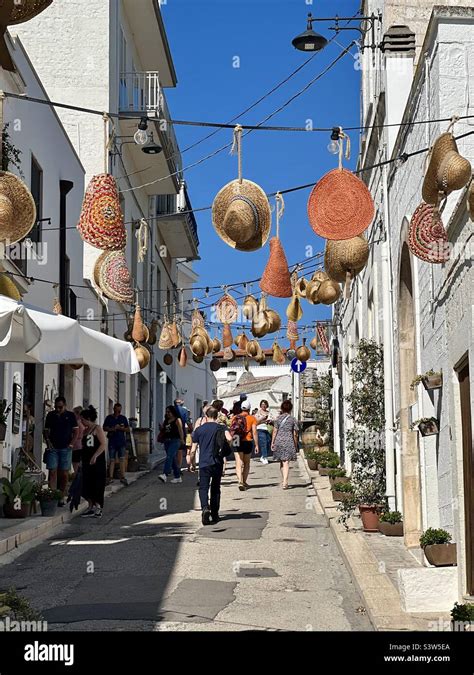 Italy Alberobello Puglia Travel Photo Instafriendly Nature