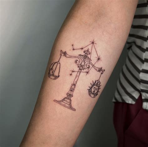 Tattoo Mit Dem Tierkreiszeichen Waage Symbolik Optimale Platzierung