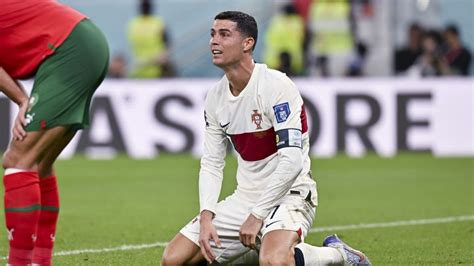 Cristiano Ronaldo rubbishes claim of his 'threat' to Portugal ...