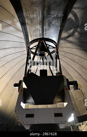 Présentation cérémoniale du nouveau télescope astronomique ASA AZ 800