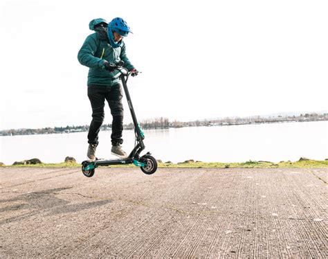 Vsett Electric Scooter Review Freshly Charged