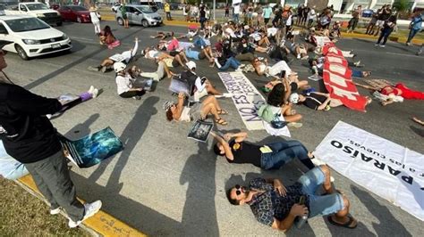 Ambientalistas Bloquean Carretera En Playa Del Carmen Contra Tren Maya