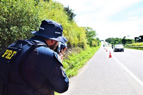 Quase Mil Ve Culos Acima Da Velocidade Foram Flagrados Durante A