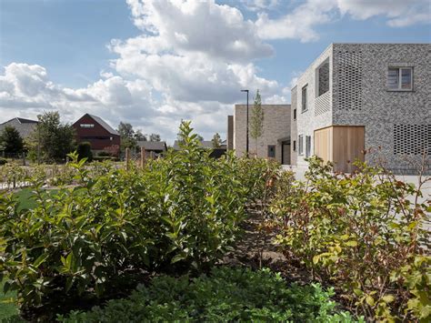 Sozialer Wohnungsbau In Dessel Flachdach Wohnen Mfh Baunetz Wissen