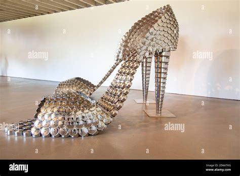 Joana Vasconcelos Hi Res Stock Photography And Images Alamy