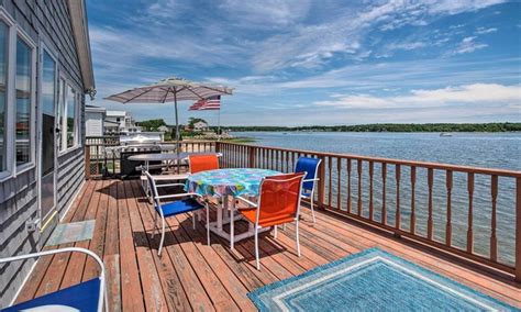 Waterfront Cape Cod Cottage W Deck And Beach Access 【 Jul 2024 】 In