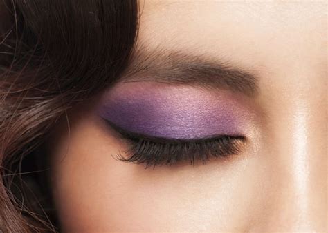 10 maquillajes de ojos en violeta que te encantarán