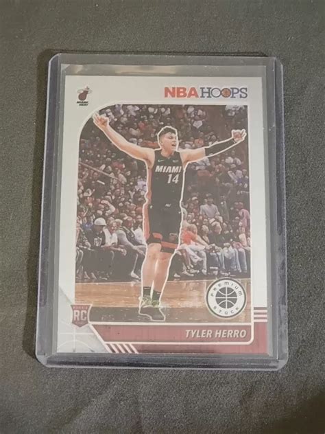 2019 20 NBA HOOPS Premium Stock Tyler Herro Rookie RC 210 Miami Heat